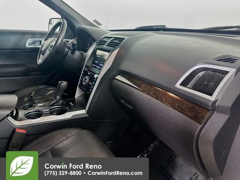 Used 2015 Ford Explorer Limited w/ Equipment Group 301A FWD image 31