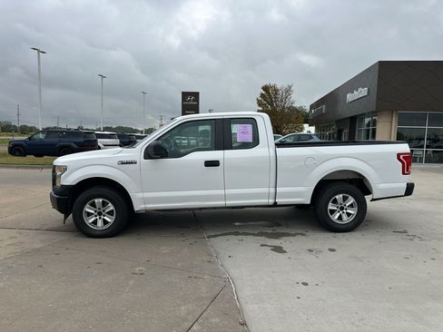 Used 2017 Ford F150 XL w/ Equipment Group 101A Mid AWD/4WD image 10