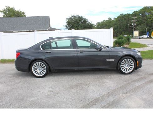 Used 2012 BMW 750Li w/ Luxury Seating Pkg image 2