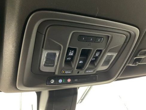 Used 2021 GMC Sierra 2500 Denali w/ Denali Ultimate Package image 18