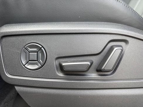 Used 2026 Audi Q5 Premium w/ Premium Plus AWD/4WD image 11