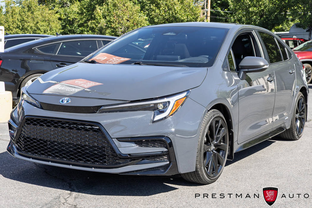 Used 2024 Toyota Corolla SE w/ SE Package AWD/4WD image 13