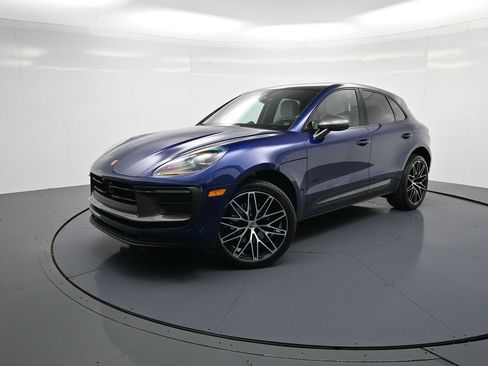 Certified 2026 Porsche Macan Turbo image 1