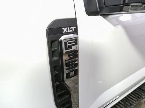 Used 2025 Ford F350 XLT image 7