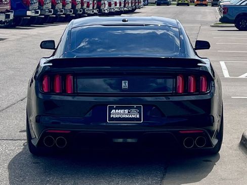 Used 2017 Ford Mustang Shelby GT350 w/ Electronics Package RWD image 5