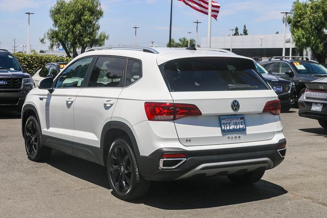 Used 2023 Volkswagen Taos SE FWD image 8