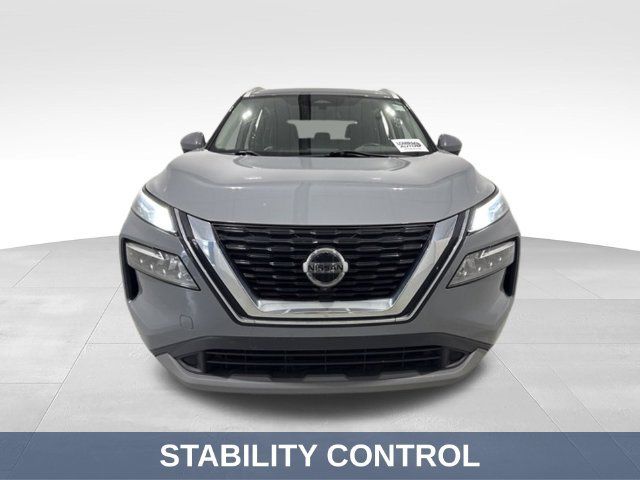 Used 2021 Nissan Rogue SV AWD/4WD image 3