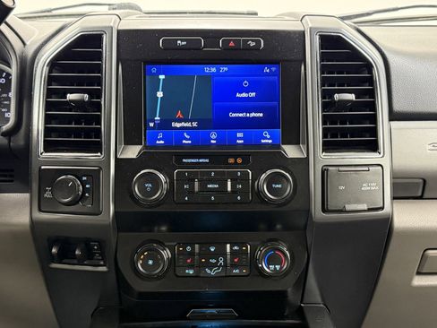 Used 2022 Ford F250 XLT w/ XLT Premium Package image 24