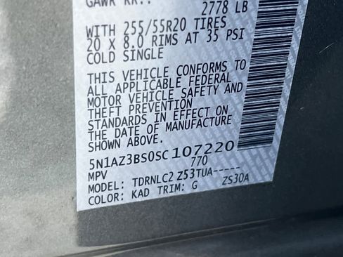 Certified 2025 Nissan Murano SV image 28