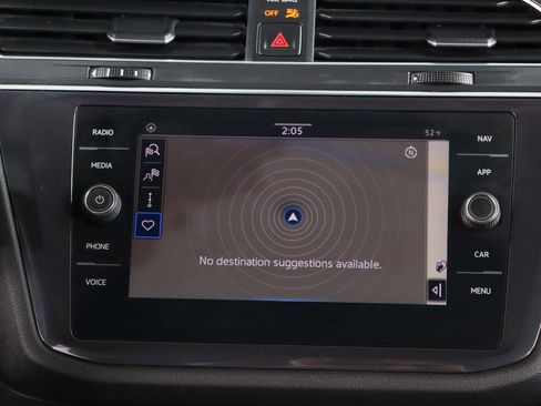 Used 2022 Volkswagen Tiguan SEL R-Line image 18