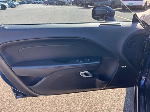 Used 2015 Dodge Challenger SXT Plus w/ Driver Convenience Group RWD image 20