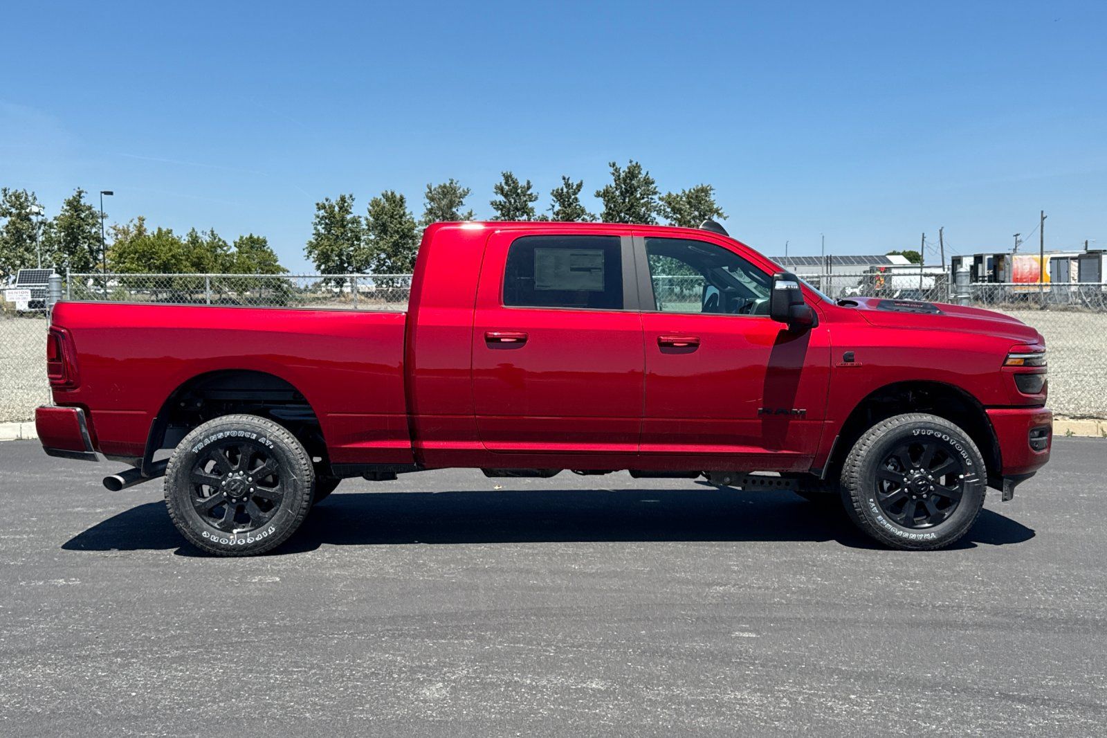 New 2026 RAM 2500 Laramie w/ Night Edition AWD/4WD image 2