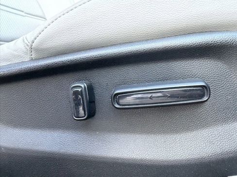 Used 2019 Honda CR-V EX-L image 49