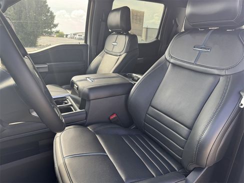 Used 2025 Ford F350 Platinum w/ FX4 Off-Road Package image 17