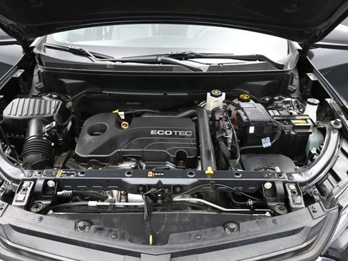 Used 2021 Chevrolet Equinox LS w/ LS Convenience Package image 19