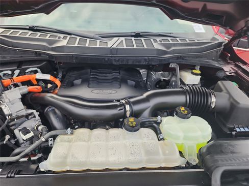 Used 2022 Ford F150 Platinum w/ Max Trailer Tow Package image 15