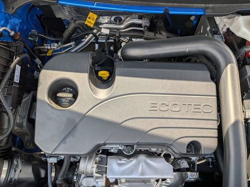 Used 2024 Chevrolet Equinox LT FWD image 14