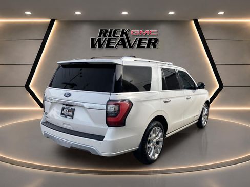 Used 2019 Ford Expedition Platinum AWD/4WD image 6