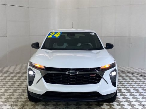 Used 2024 Chevrolet Trax RS image 21