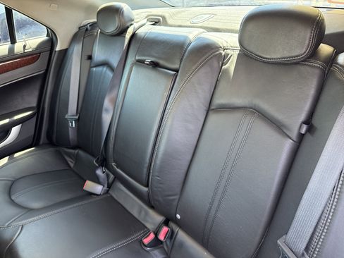 Used 2012 Cadillac CTS Premium RWD image 31