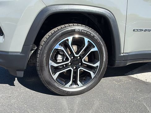 Used 2022 Jeep Compass Limited AWD/4WD image 9