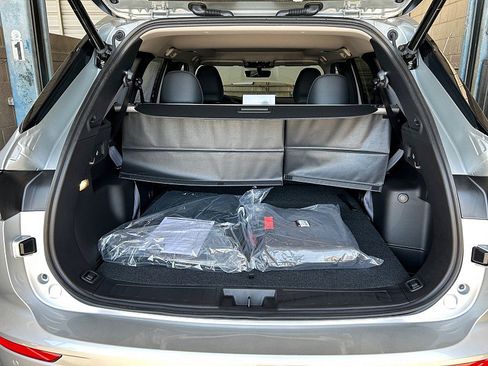 New 2025 Mitsubishi Outlander SE image 27