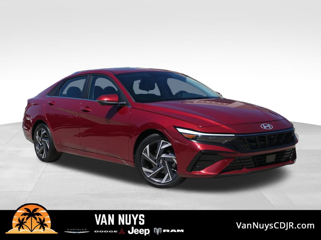 Used 2024 Hyundai Elantra Limited FWD image 1