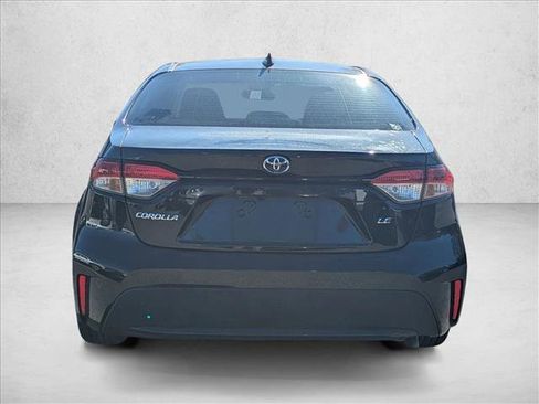 Used 2020 Toyota Corolla LE image 5