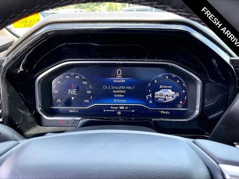 Used 2024 Chevrolet Silverado 1500 LT AWD/4WD image 15