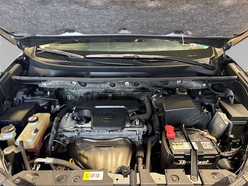 Used 2018 Toyota RAV4 XLE w/ Plus Extra Value Package image 15