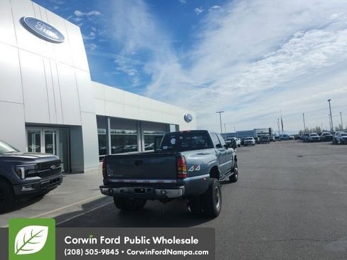 Used 2006 Chevrolet Silverado 3500 LT w/ Heavy-Duty Power Package image 7