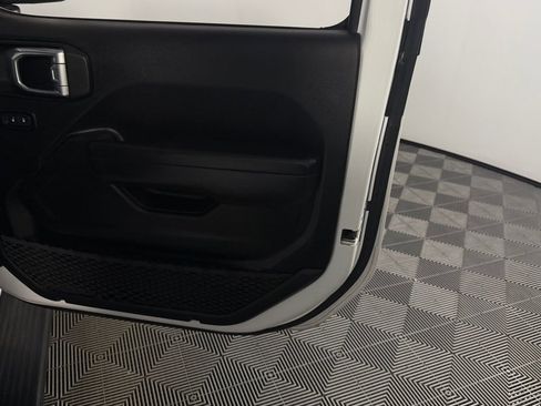 Used 2022 Jeep Wrangler Unlimited Sport w/ Sun And Sound Package image 35