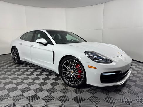 Certified 2022 Porsche Panamera 4S w/ Premium Package image 7