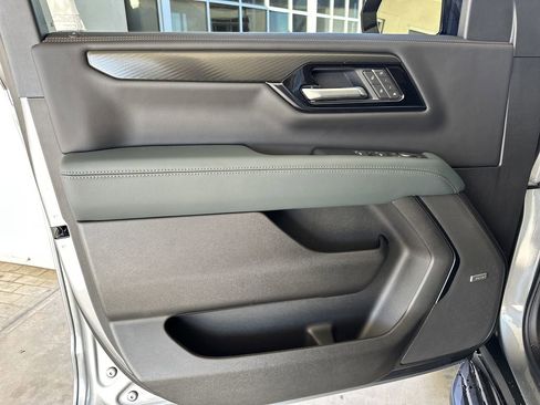 New 2026 GMC Yukon XL AT4 image 11