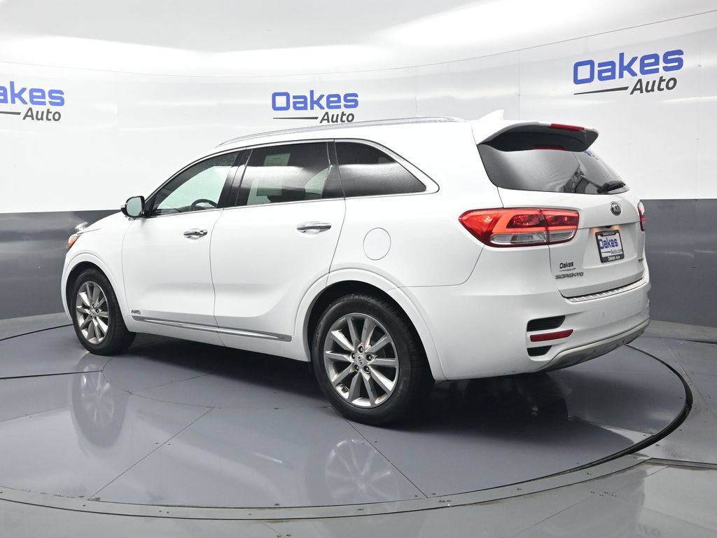 Used 2016 Kia Sorento SX w/ SXL Technology Package AWD/4WD image 5