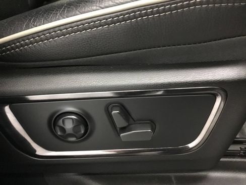 Used 2022 RAM 1500 Limited w/ Night Edition AWD/4WD image 22