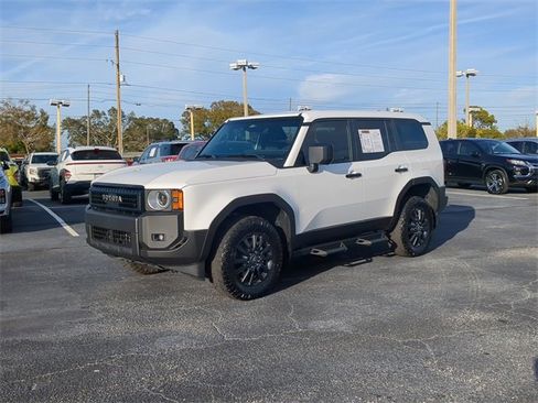 Used 2024 Toyota Land Cruiser 1958 image 2