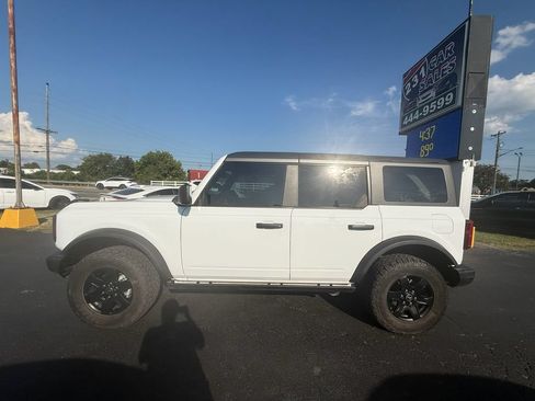 Used 2024 Ford Bronco Black Diamond AWD/4WD image 7
