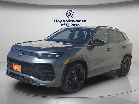 New 2026 Volkswagen Tiguan SE R-Line image 6