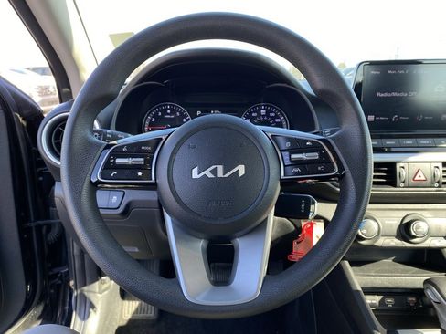 Used 2024 Kia Forte LXS image 13