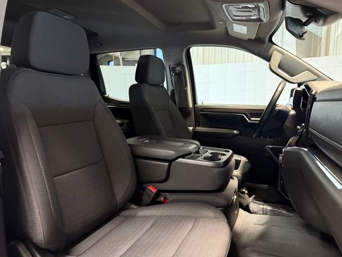 Used 2024 Chevrolet Silverado 1500 RST AWD/4WD image 19