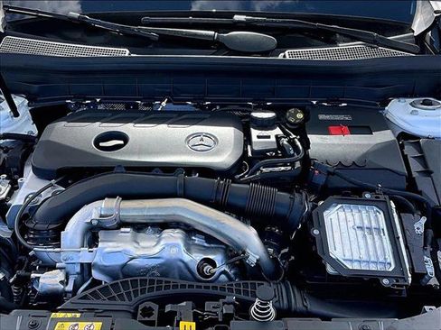 New 2026 Mercedes-Benz GLB 250 image 13