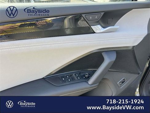 New 2026 Volkswagen Tiguan SE R-Line image 16