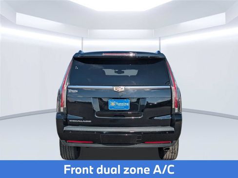 Used 2019 Cadillac Escalade 2WD image 5