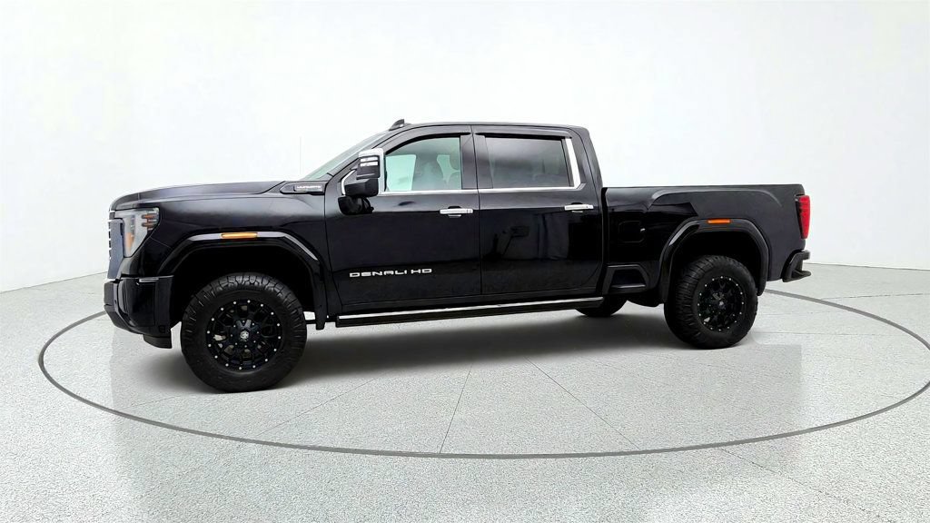 Used 2024 GMC Sierra 2500 Denali Ultimate AWD/4WD image 7