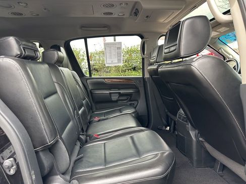 Used 2014 Nissan Armada 4WD image 32
