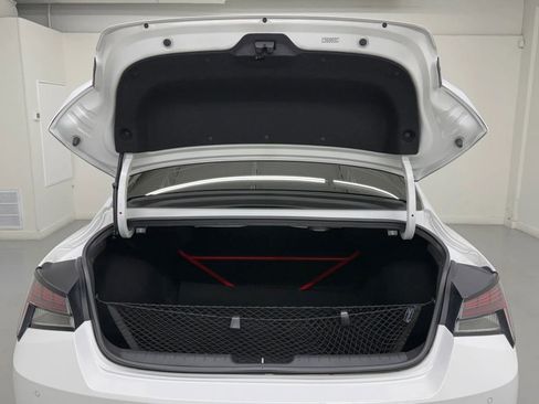 Used 2023 Hyundai Elantra N image 36