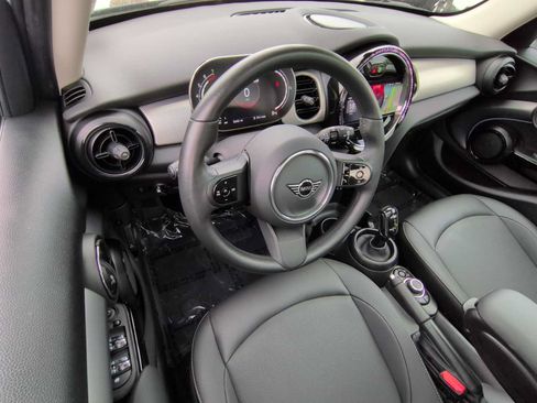 Certified 2024 MINI Cooper 4-Door Hardtop FWD image 10