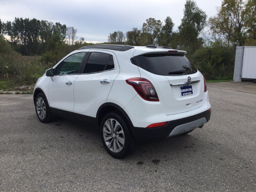 Used 2020 Buick Encore Preferred FWD image 6