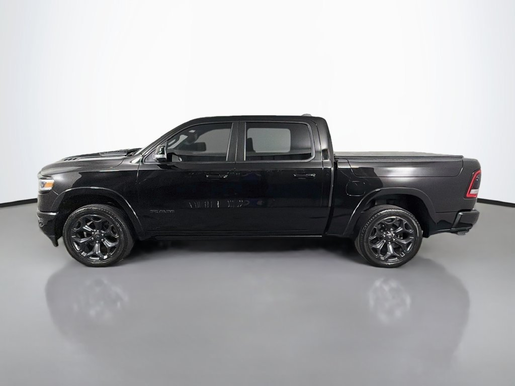 Used 2020 RAM 1500 Limited w/ Black Appearance Package AWD/4WD image 4